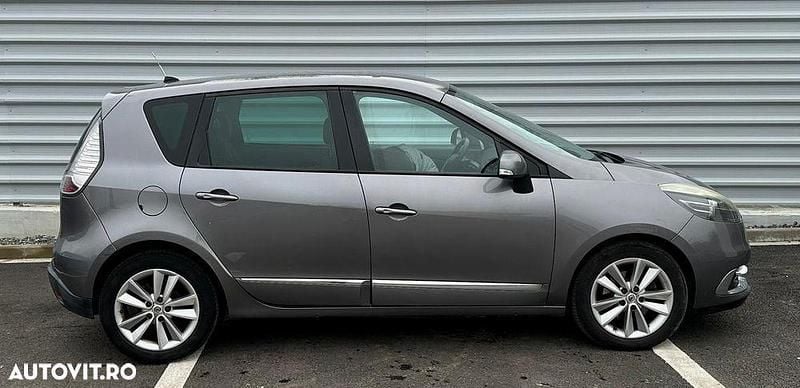 Second-hand Renault Scénic III 110 CP (80 kW) 2012 Culoaregri Monovolum