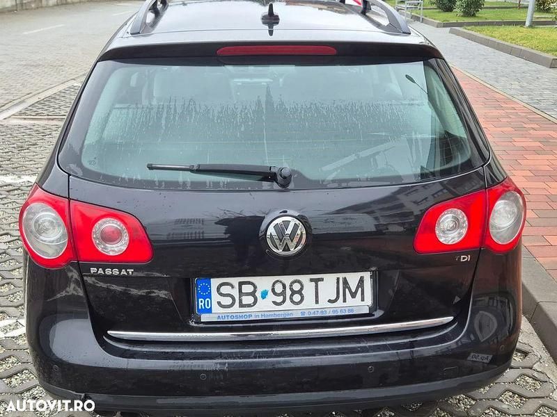Second-hand VW Passat Comfortline 140 CP (102 kW) 2008 Culoarenegru Break