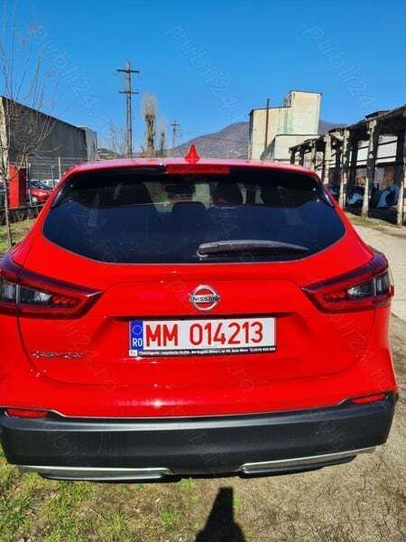 Rosu Utilizat 2018 Nissan Qashqai N-Connecta SUV | 15.300 EUR (Preț OK) - Imagine 1/4