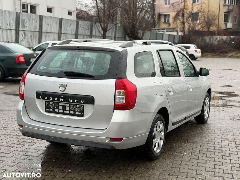 Second-hand Dacia Logan Comfort 101 CP (74 kW) 2014 Culoareargint Break