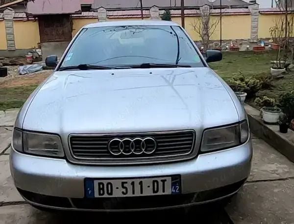 Gri Utilizat 1995 Audi A4 Berlinǎ | 600 EUR - Imagine 1/4