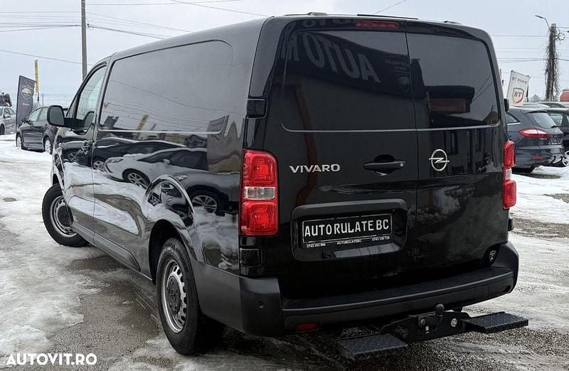 Second-hand Opel Vivaro 122 CP (89 kW) 2019 Culoarenegru Monovolum