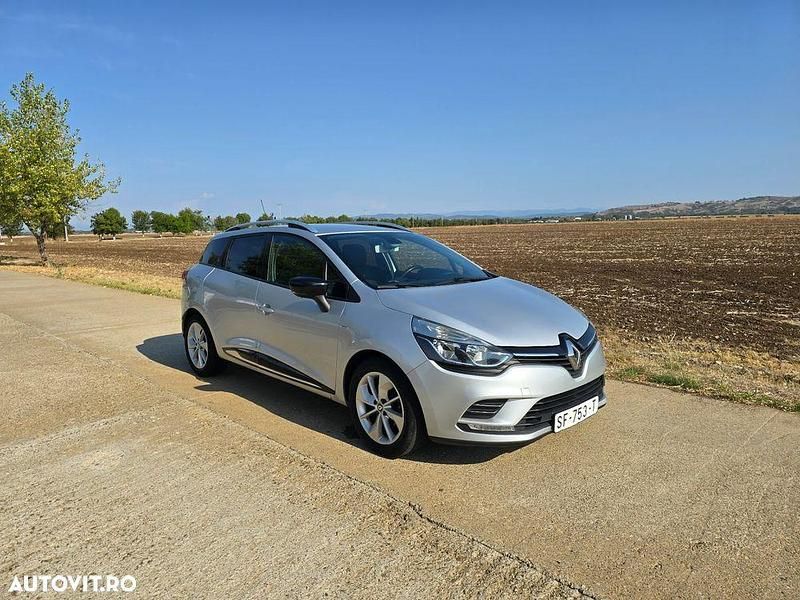Culoareargint Utilizat 2016 Renault Clio GrandTour LIMITED Break | 5.899 EUR (Preț OK) - Imagine 1/4