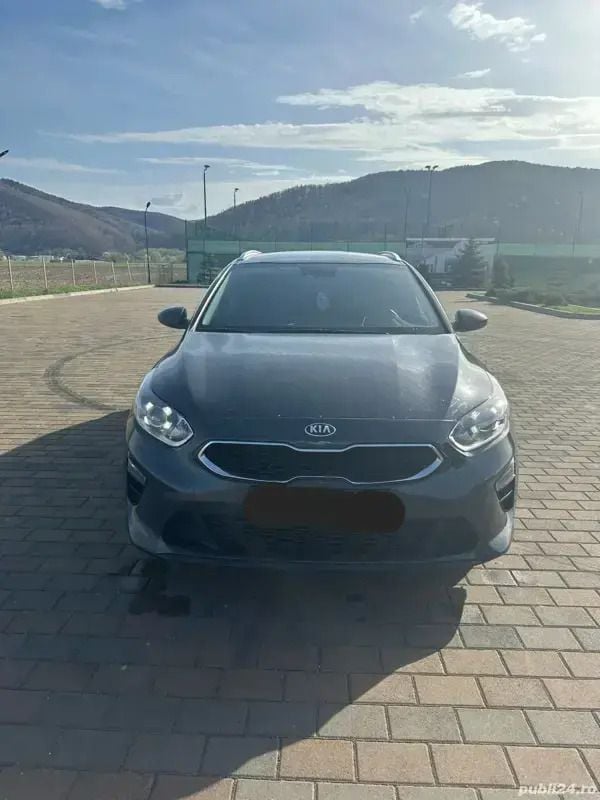Gri Utilizat 2020 Kia Ceed 2 Break | 13.000 EUR - Imagine 1/4