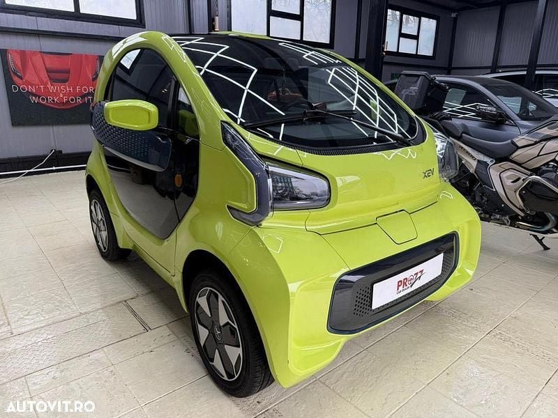 Second-hand XEV Yoyo 14 kW (20 CP) 2023 Culoareverde Hatchback