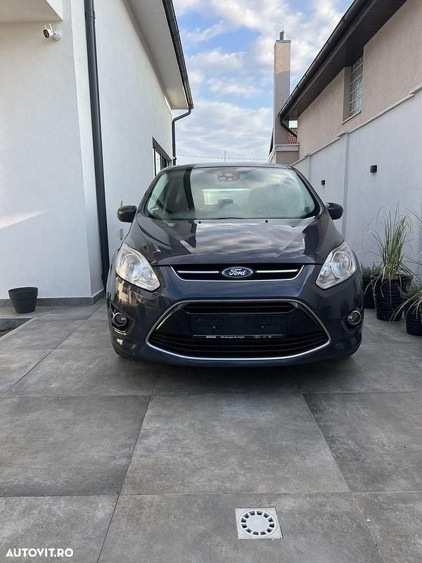 Culoareargint Utilizat 2014 Ford C-MAX Titanium Monovolum | 3.650 EUR (Preț bun) - Imagine 1/4