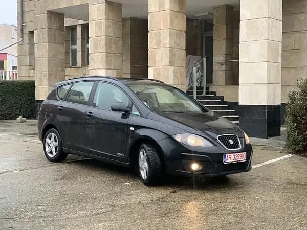 Utilizat 2013 Seat Altea XL Monovolum | 5.250 EUR (Preț OK) - Imagine 1/4