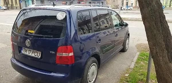 Second-hand VW Touran 105 CP (77 kW) 2005 Albastru Monovolum