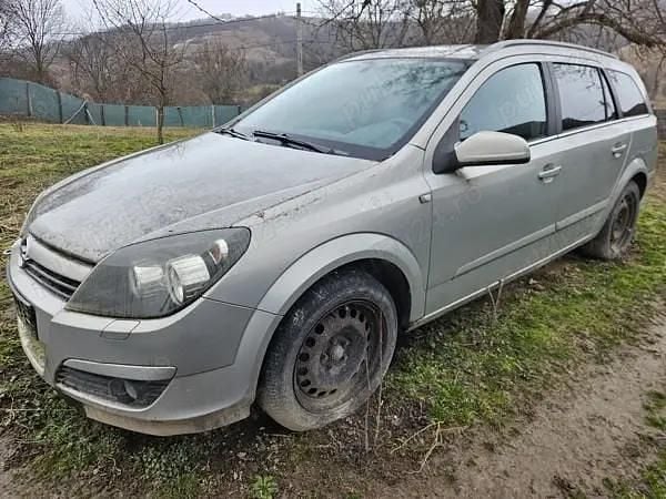 Second-hand Opel Astra 100 CP (73 kW) 2004 Break