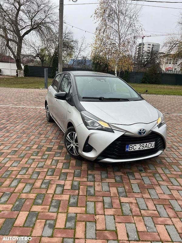 Culoaregri Utilizat 2019 Toyota Yaris Hybrid | 8.750 EUR (Preț OK) - Imagine 1/4