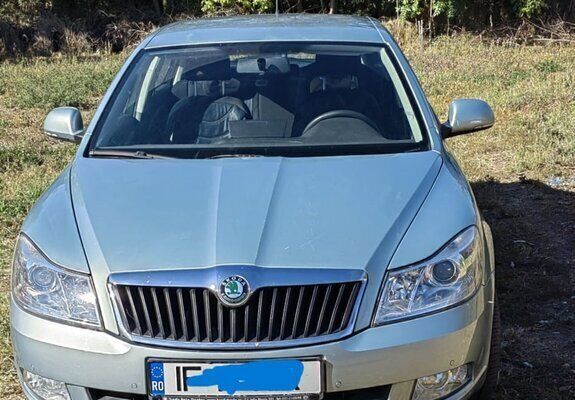 Verde Utilizat 2010 Skoda Octavia Berlinǎ | 8.900 EUR (Scump) - Imagine 1/4