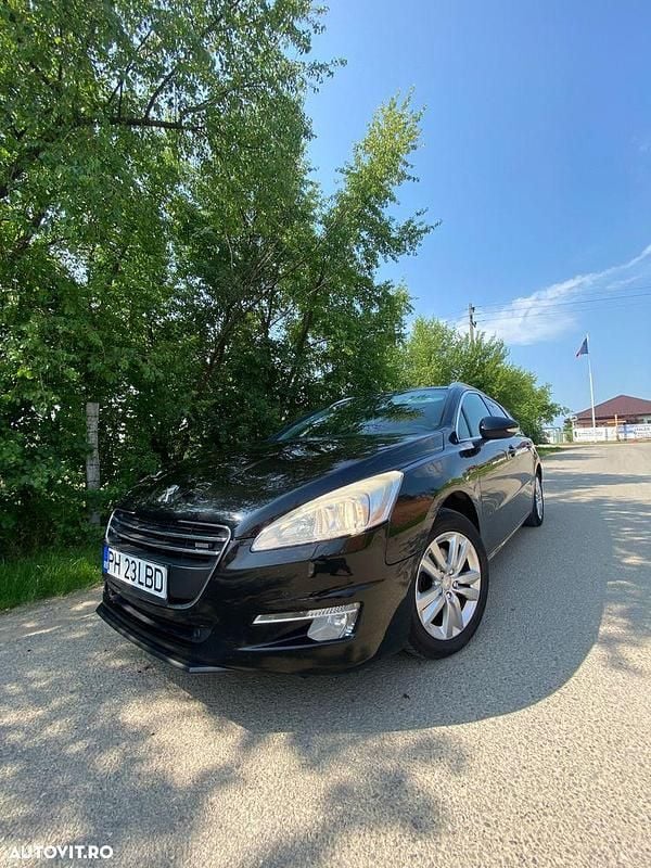 Culoarenegru Utilizat 2011 Peugeot 508 Active Break | 4.000 EUR (Preț bun) - Imagine 1/4
