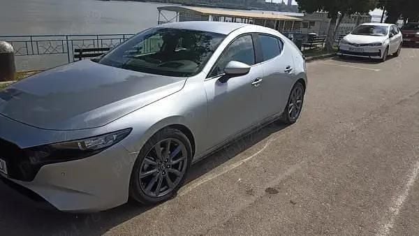Argintiu Utilizat 2019 Mazda 3 Hatchback | 15.500 EUR (Preț bun) - Imagine 1/3