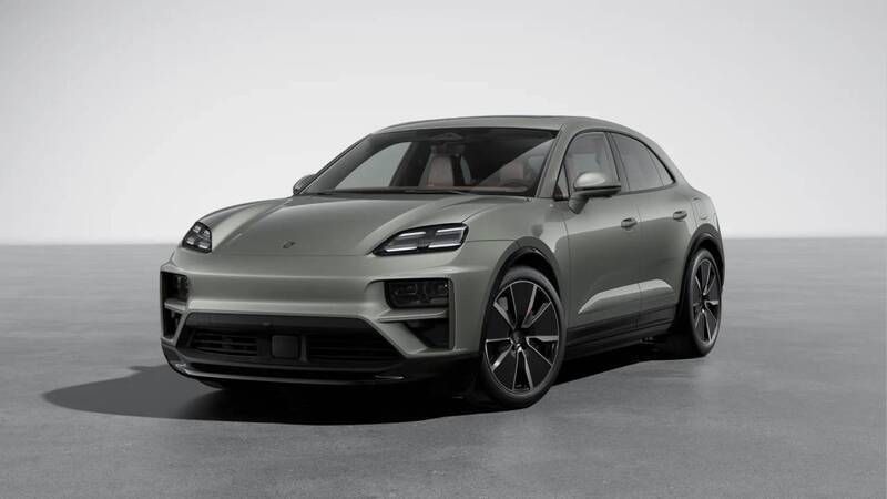 Aventurine green metallic Nouă 2024 Porsche Macan Turbo SUV | 136.155 EUR - Imagine 1/4