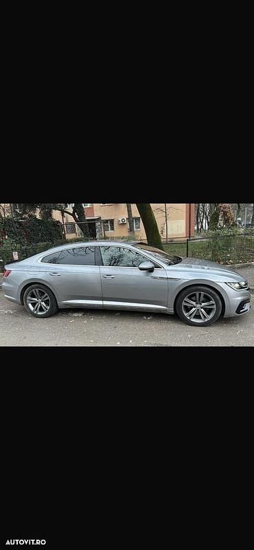 Second-hand VW Arteon R-line 190 CP (139 kW) 2019 Culoaregri Berlinǎ