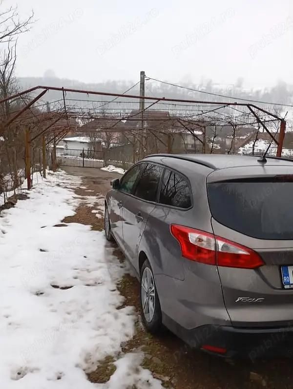 Second-hand Ford Focus 125 CP (91 kW) 2013 Berlinǎ