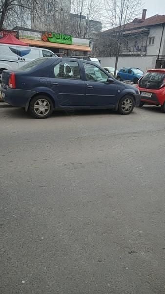 Utilizat 2006 Dacia Logan Berlinǎ | 1.200 EUR (Super Preț) - Imagine 1/4