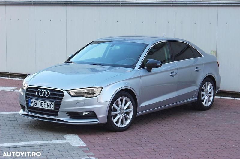 Gri Utilizat 2014 Audi A3 Attraction Berlinǎ | 11.990 EUR (Preț OK) - Imagine 1/4