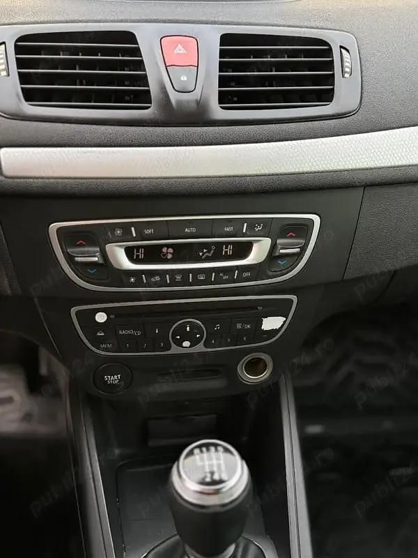 Second-hand Renault Mégane III 110 CP (80 kW) 2010 Negru Hatchback