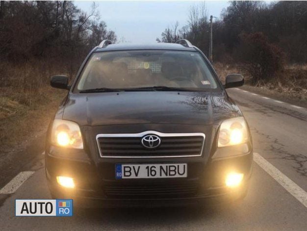 Second-hand Toyota Avensis 116 CP (85 kW) 2004 Negru Break