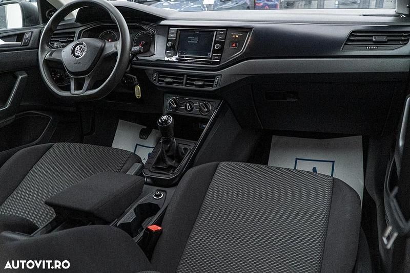 Second-hand VW Polo Comfortline 80 CP (58 kW) 2020 Culoarealb Hatchback