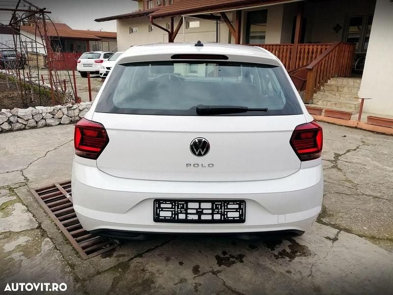 Second-hand VW Polo 80 CP (58 kW) 2021 Culoarealb Hatchback