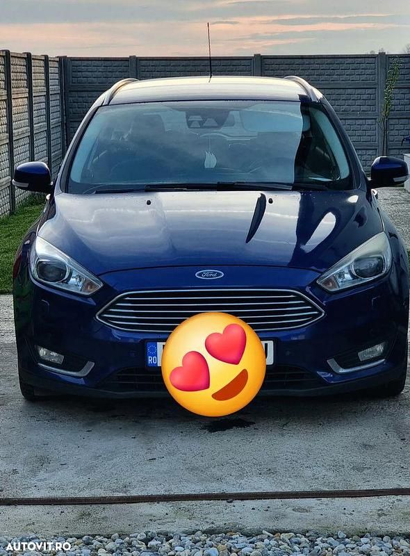 Second-hand Ford Focus Titanium 120 CP (88 kW) 2015 Culoarealbastru Break