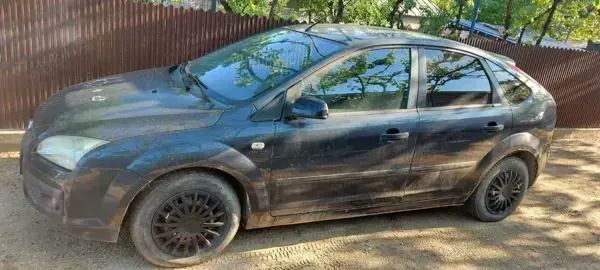 Utilizat 2007 Ford Focus Hatchback | 1.250 EUR (Super Preț) - Imagine 1/4