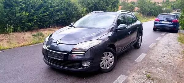 Utilizat 2014 Renault Mégane GrandTour Initiale Paris Break | 4.399 EUR (Preț bun) - Imagine 1/4