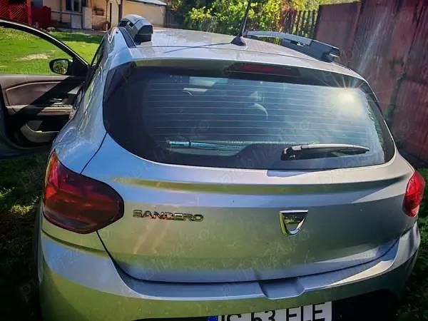 Utilizat 2021 Dacia Sandero Stepway Hatchback | 12.800 EUR (Scump) - Imagine 1/4