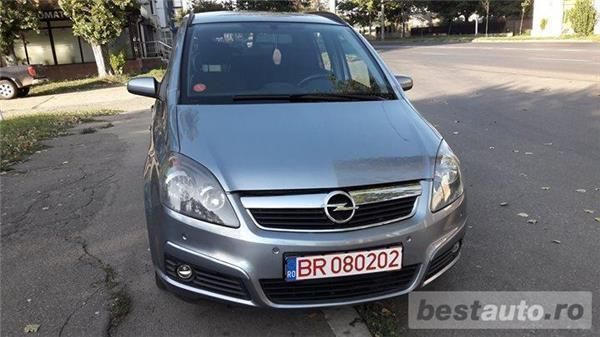 Gri metalizat Utilizat 2006 Opel Zafira Monovolum | 3.790 EUR (Preț OK) - Imagine 1/4