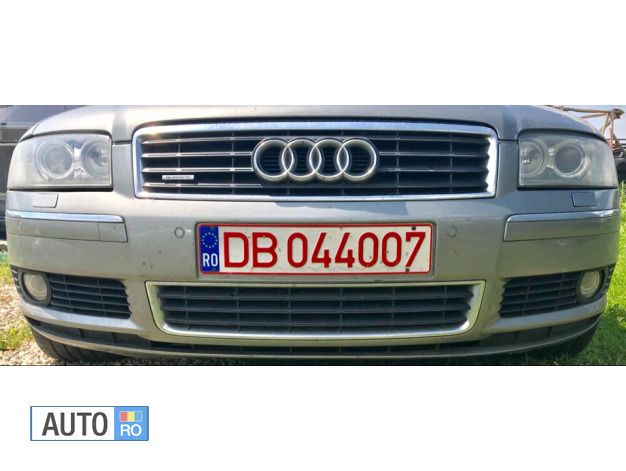 Second-hand Audi A8 340 CP (250 kW) 2004 Argintiu Berlinǎ