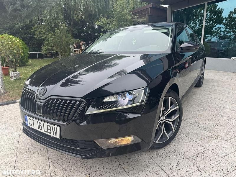 Culoarenegru Utilizat 2017 Skoda Superb Active Berlinǎ | 13.750 EUR (Scump) - Imagine 1/4