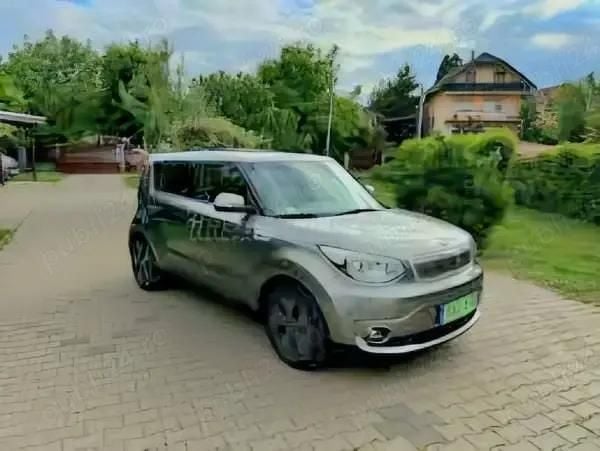 Gri Utilizat 2018 Kia Soul EV 2 SUV | 6.000 EUR - Imagine 1/4