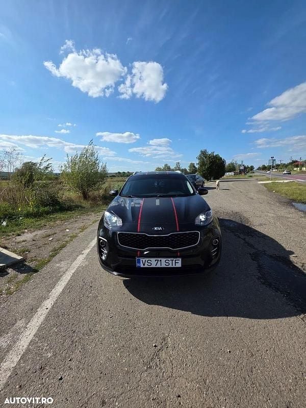 Culoarenegru Utilizat 2016 Kia Sportage Classic SUV | 13.500 EUR (Preț OK) - Imagine 1/4