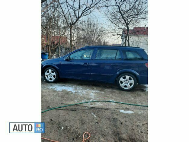 Albastru Utilizat 2006 Opel Astra Break | 1.950 EUR (Preț OK) - Imagine 1/1