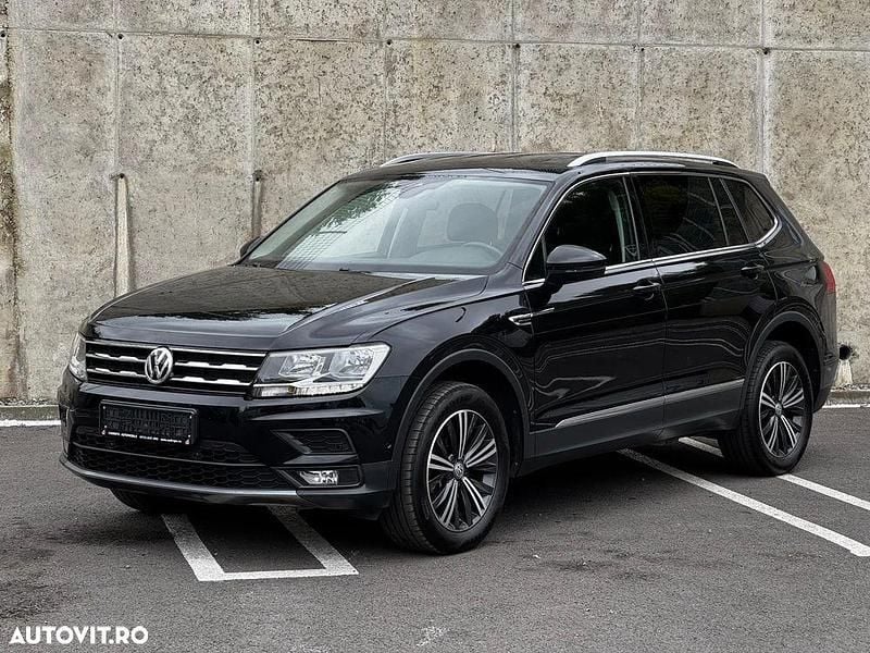 Culoarenegru Utilizat 2020 VW Tiguan Allspace Life SUV | 19.905 EUR (Preț bun) - Imagine 1/4
