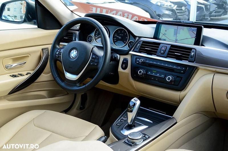 Second-hand BMW 320 Luxury Line 184 CP (135 kW) 2015 Culoarenegru Berlinǎ
