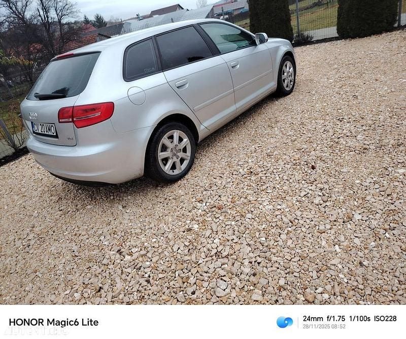 Culoaregri Utilizat 2012 Audi A3 Ambiente Berlinǎ | 5.500 EUR (Preț bun) - Imagine 1/4