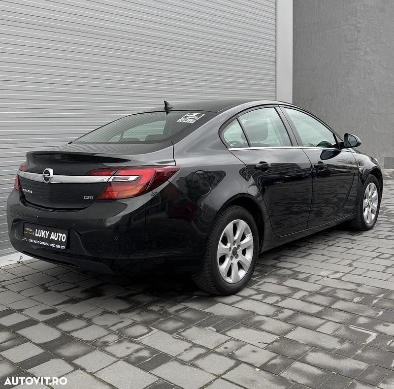 Second-hand Opel Insignia 110 CP (80 kW) 2013 Culoarenegru Berlinǎ