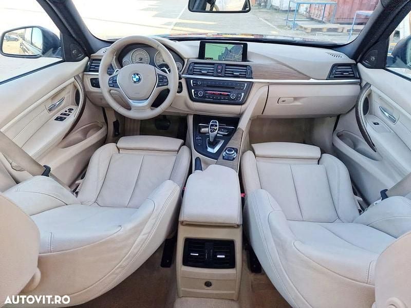 Second-hand BMW 320 Performance 184 CP (135 kW) 2013 Culoarenegru Berlinǎ