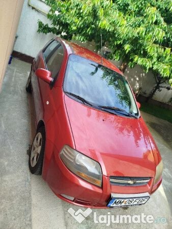 Second-hand Chevrolet Aveo 72 CP (52 kW) 2007 Rosu Hatchback