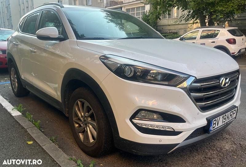 Culoarealb Utilizat 2017 Hyundai Tucson Style SUV | 7.990 EUR - Imagine 1/4