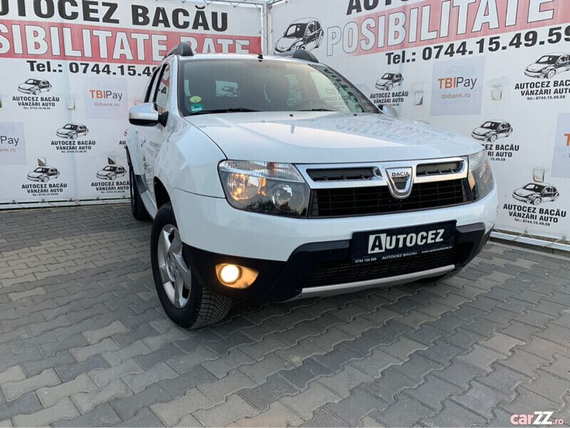 Alb Utilizat 2013 Dacia Duster Ambiance SUV | 8.770 EUR (Preț OK) - Imagine 1/4