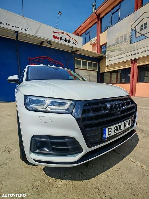 Second-hand Audi Q5 Design 367 CP (269 kW) 2020 Culoarealb SUV