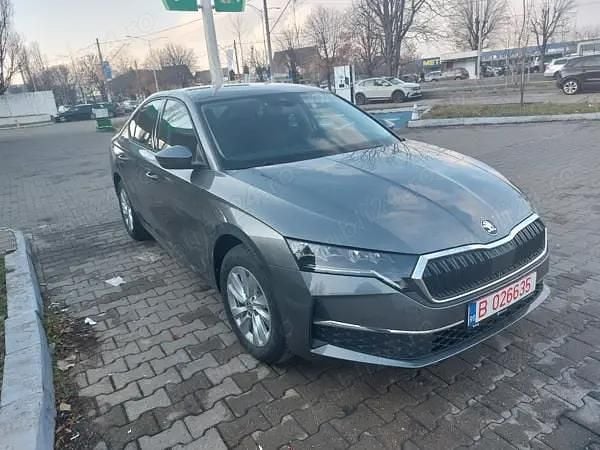 Utilizat 2024 Skoda Octavia Berlinǎ | 20.000 EUR (Super Preț) - Imagine 1/3