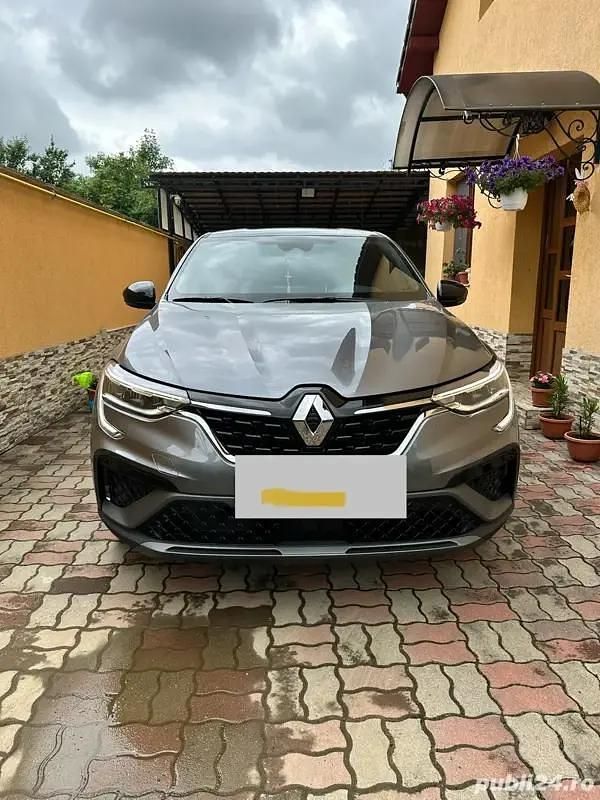 Gri Utilizat 2023 Renault Arkana SUV | 22.000 EUR (Super Preț) - Imagine 1/4
