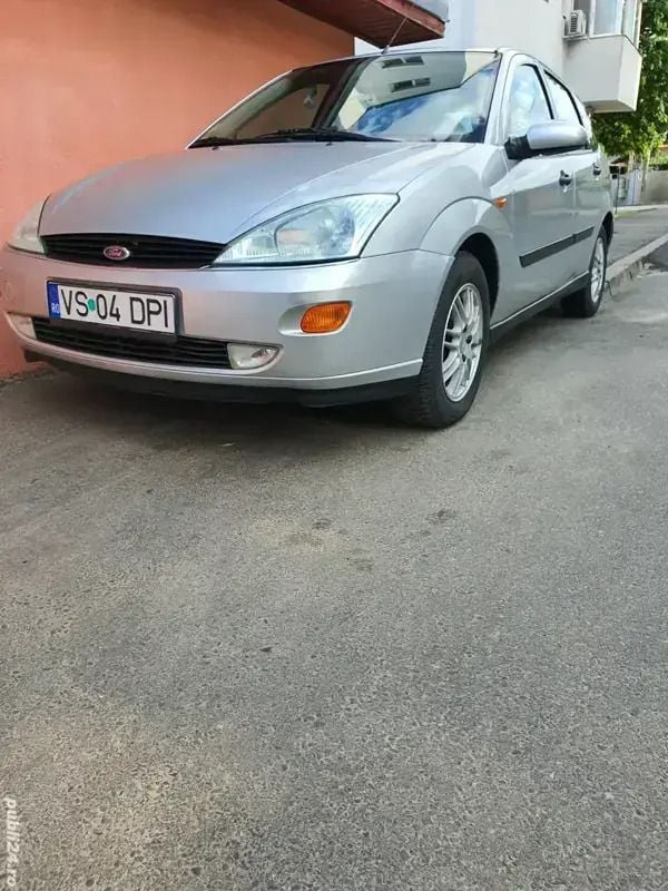 Utilizat 2001 Ford Focus Berlinǎ | 5.500 EUR - Imagine 1/4