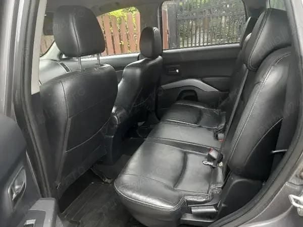 Second-hand Mitsubishi Outlander 140 CP (102 kW) 2008 SUV