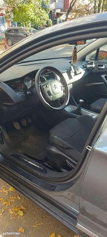Culoaregri Utilizat 2012 Citroën C5 Berlinǎ | 4.750 EUR (Preț OK) - Imagine 1/4